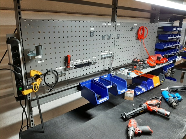 920875-8 Raised/retractable workbench with tool boards, lighting and contents x2