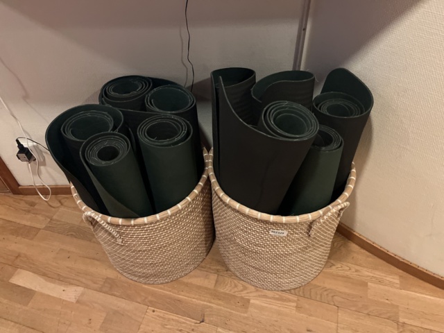 962329-1 Yogamattor 11 stycken casall inkl. Korgar