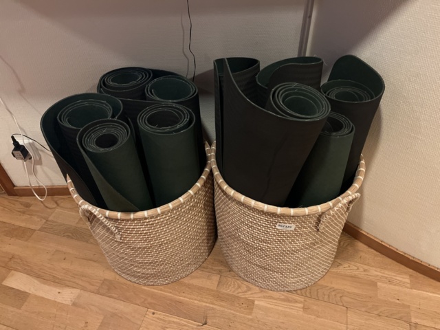 962329-2 Yogamattor 11 stycken casall inkl. Korgar