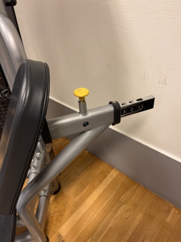 962356-11 Matrix exercise machine