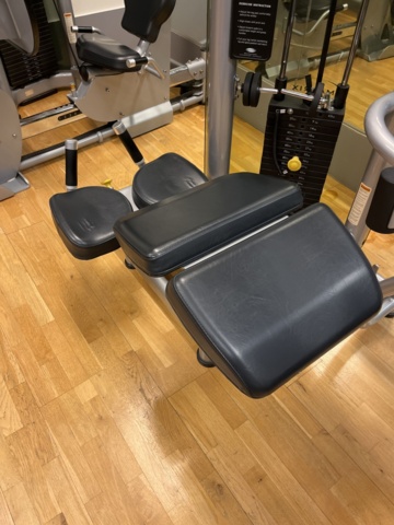 962358-7 Matrix Prone Leg Curl