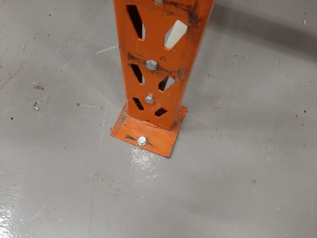 920924-12 Stallage, 14 sections