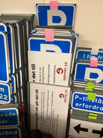 962403-8 Warehouse with parking signs