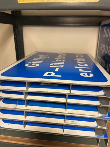 962403-14 Warehouse with parking signs