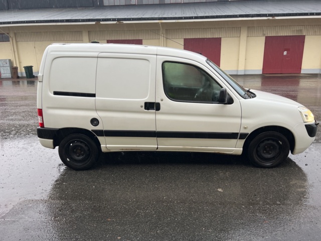 814824-6 Peugeot Partner Van 1.6 HDi -2007