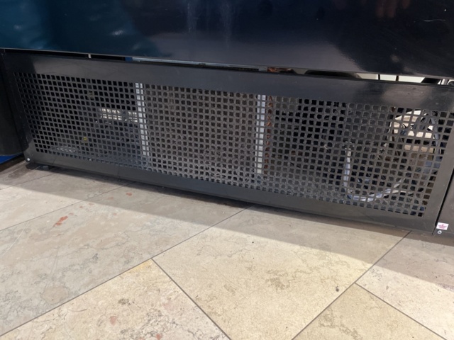 962412-6 Display fridge open front IGLOO