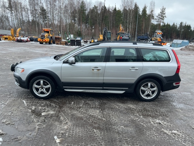 896971-4 Volvo XC70 D5 AWD - 2009