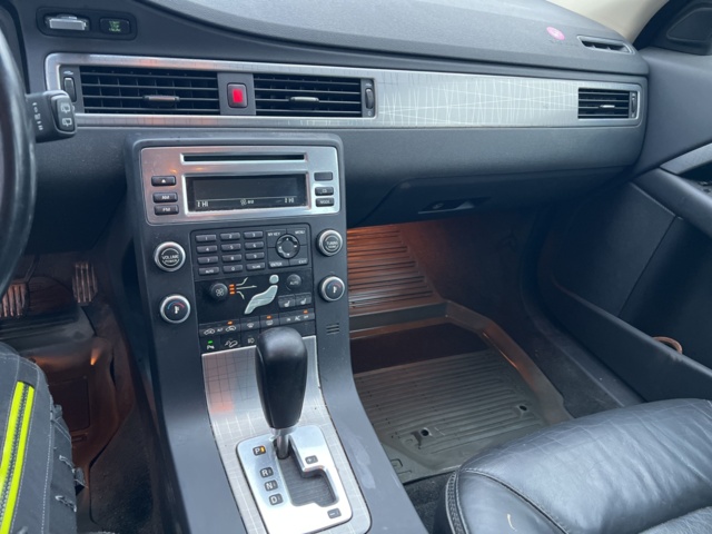 896971-13 Volvo XC70 D5 AWD - 2009