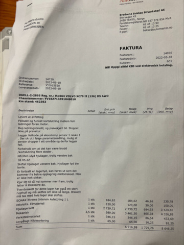 896971-24 Volvo XC70 D5 AWD - 2009