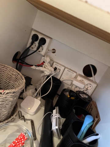 962469-14 Site-built bar counter approx. 7 meters curved