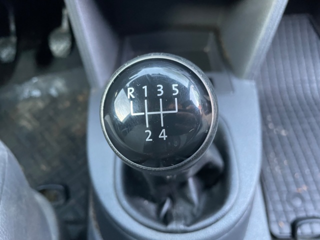 975377-14 Volkswagen Caddy Van 1.6 TDI - 2014