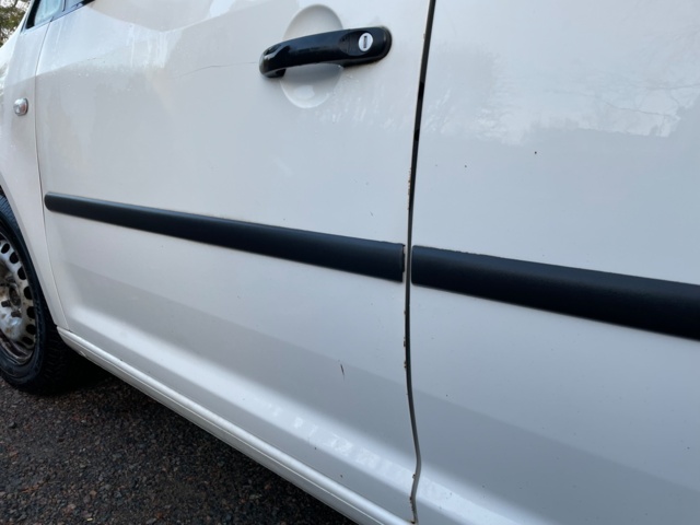 975377-27 Volkswagen Caddy Van 1.6 TDI - 2014