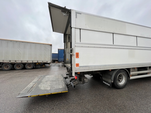 804070-7 Volvo Trucks FE I-Shift - 2016