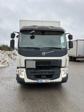 804070-10 Volvo Trucks FE I-Shift - 2016