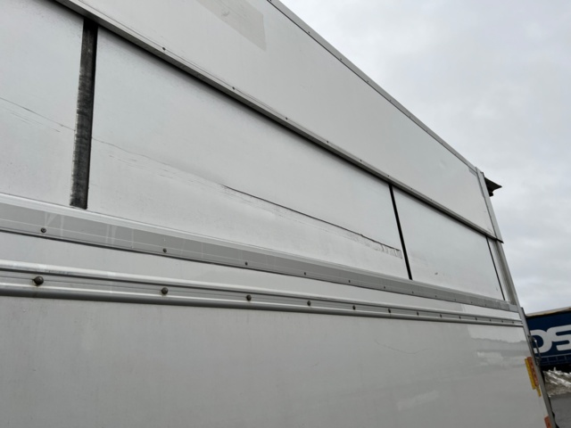 804070-13 Volvo Trucks FE I-Shift - 2016