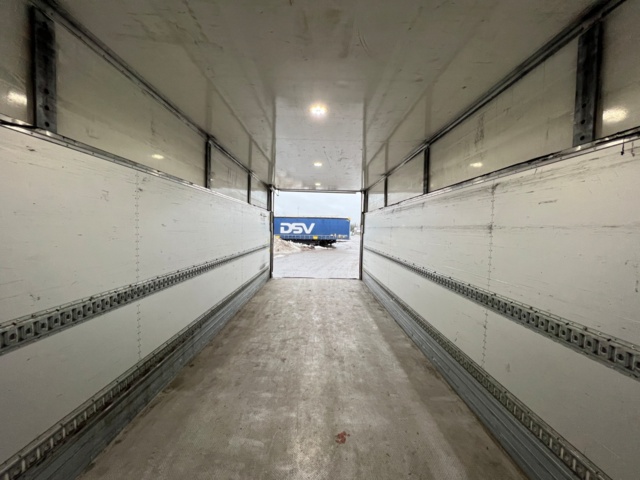 804070-34 Volvo Trucks FE I-Shift - 2016