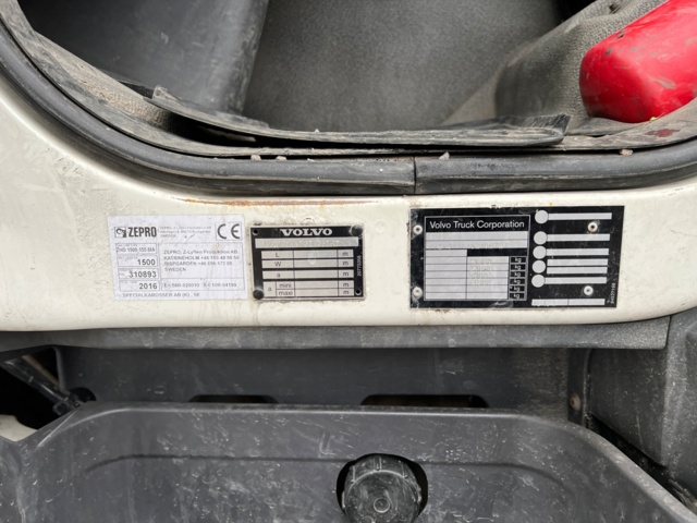 804070-44 Volvo Trucks FE I-Shift - 2016