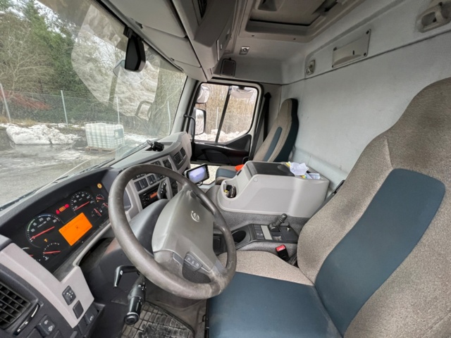 804070-50 Volvo Trucks FE I-Shift - 2016