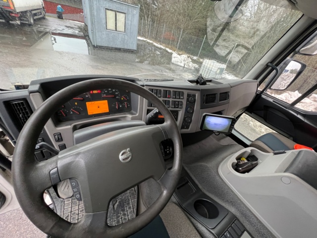 804070-52 Volvo Trucks FE I-Shift - 2016