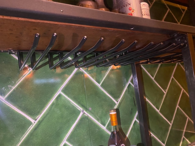 975417-3 Bar counter shelf