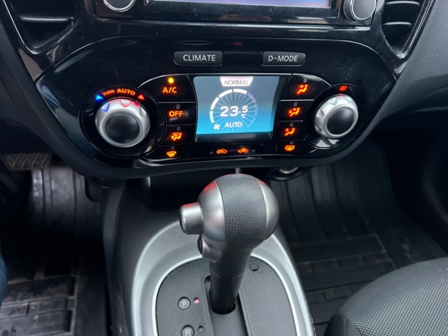 953004-11 Nissan Juke 1.6 XTRONIC-CVT - 2013