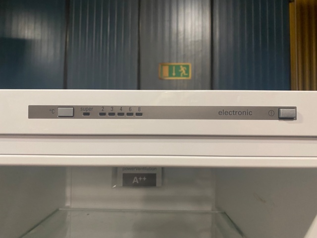 975511-3 Refrigerator Siemens