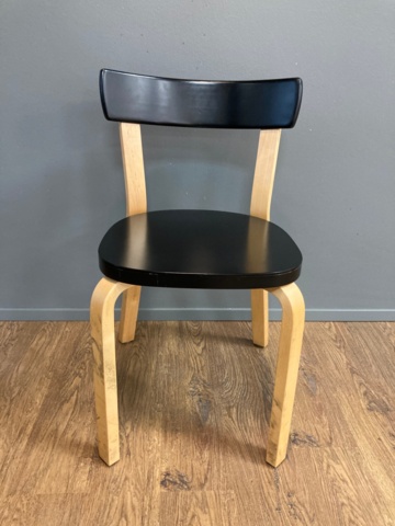 975396-10 Pöytä 180cm x 80cm ja 6kpl Artekin 69 tuoleja