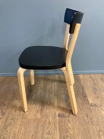 975396-14 Pöytä 180cm x 80cm ja 6kpl Artekin 69 tuoleja