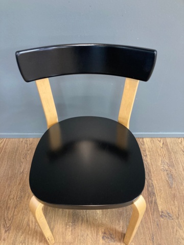 975396-31 Pöytä 180cm x 80cm ja 6kpl Artekin 69 tuoleja