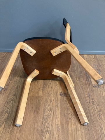 975396-35 Pöytä 180cm x 80cm ja 6kpl Artekin 69 tuoleja