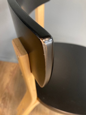 975396-45 Pöytä 180cm x 80cm ja 6kpl Artekin 69 tuoleja