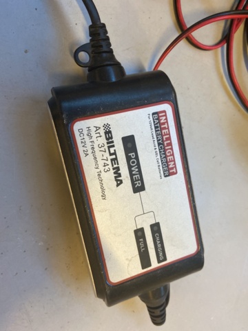 946632-13 Diverse batteriladdare till bilar