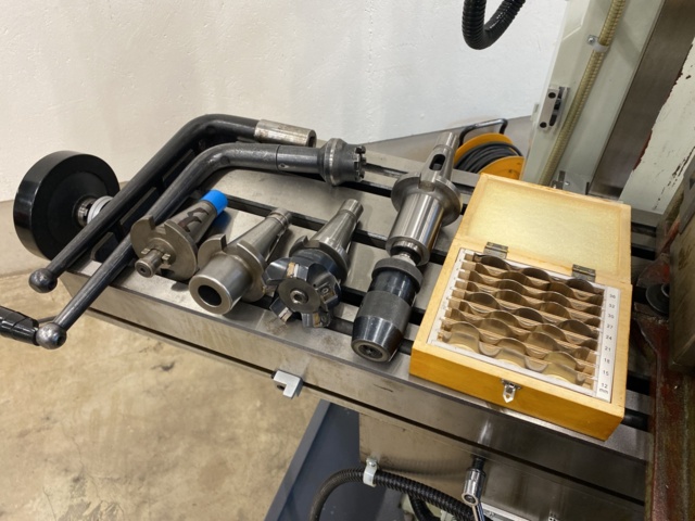 949047-7 Milling machine XL6230