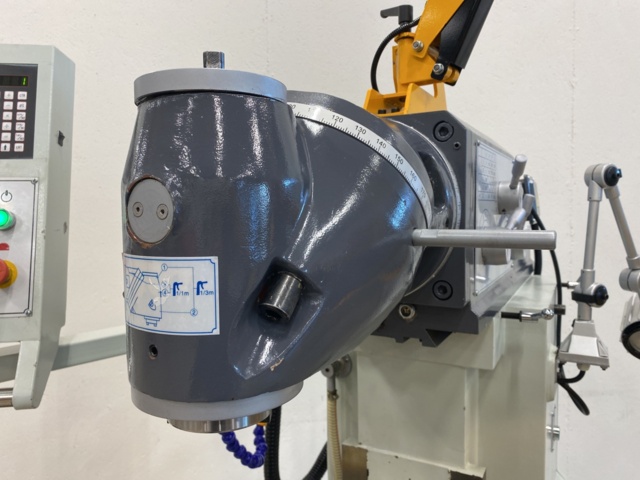 949047-8 Milling machine XL6230