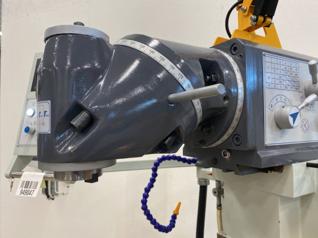 949047-11 Milling machine XL6230