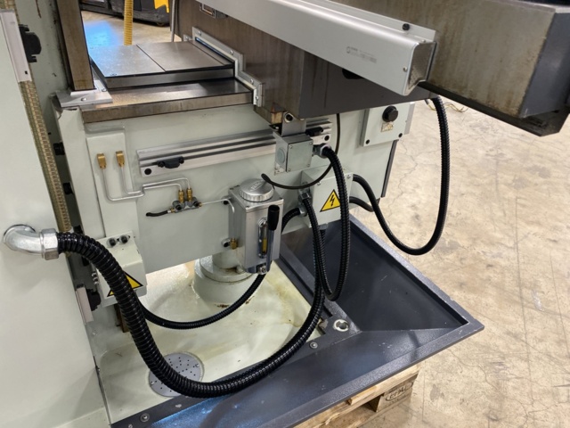 949047-16 Milling machine XL6230