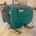 946587-3 Combi scrubber Tennant T300