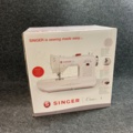 975173-3 Sewing machine Singer Model One