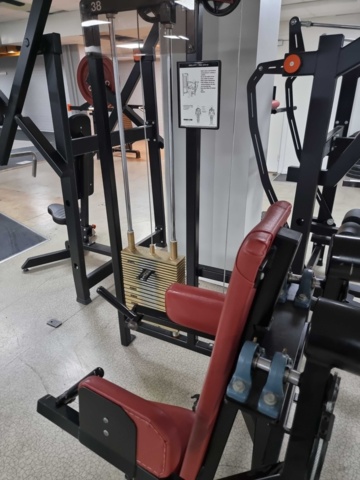 955880-5 Shoulder lift