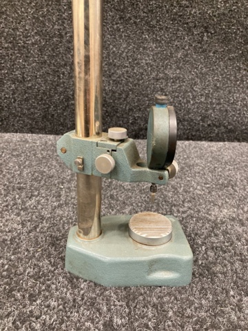 976045-5 Measuring stand Mitutoyo with indicator clock CEJ
