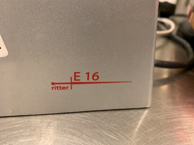 940821-4 Cutting machine Ritter E16