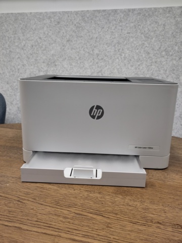 976731-3 Desktop computer Primergy TX1310 M3 Xeon E3-1225V6 Quad-core + printer HP Color Laser 150NW A4