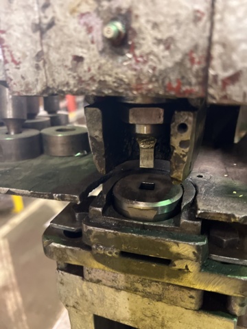 902527-3 Combination punch machine Scatchman 4014C0B