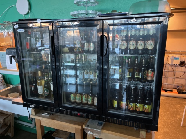 962490-4 Adexa drinks cooler 136x50x89 cm