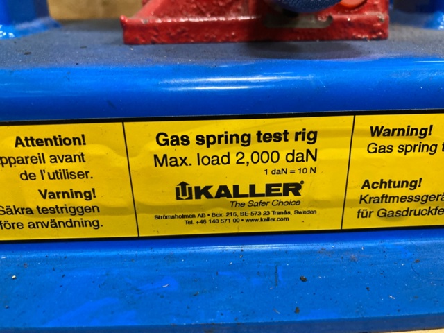 977180-5 Called "Gas Spring Test Rig" with accessories