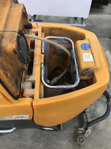 977578-5 Combined scrubber Taski Swingo 2500