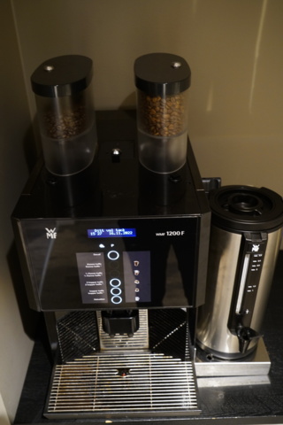 977641-14 Coffee machine WMF 1200F incl. 2 mills & Thermos brewing