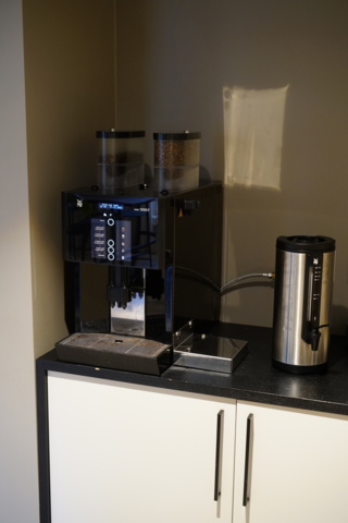 977641-15 Coffee machine WMF 1200F incl. 2 mills & Thermos brewing