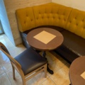 972654-6 Table, chairs and sofa