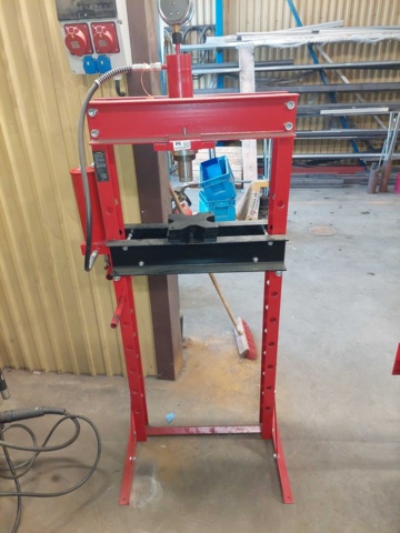 882026-1 Hydraulic workshop press 20 tons